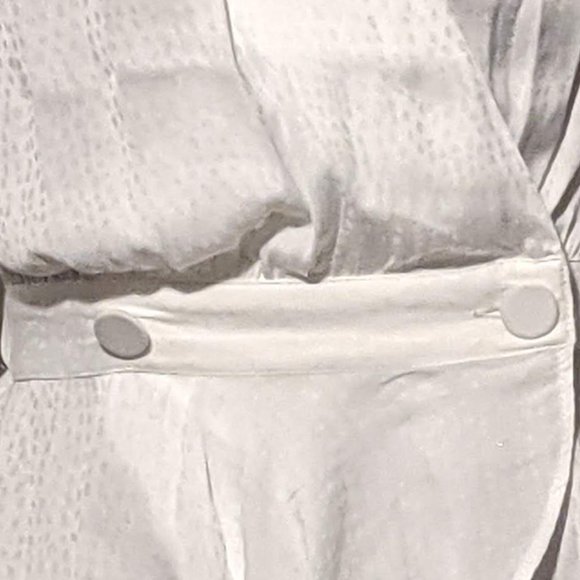 NWT Express White Double Button Wrap Top Small - Picture 4 of 10